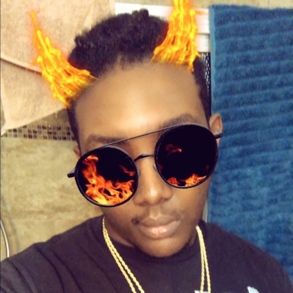 Meet your Posher, Christopher - Picture 1 of 1